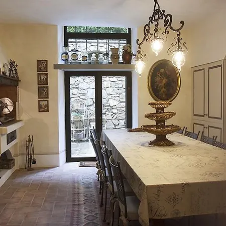 Bed and Breakfast “la Serra” *
